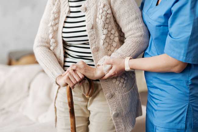 elder care in loudoun image holding hands